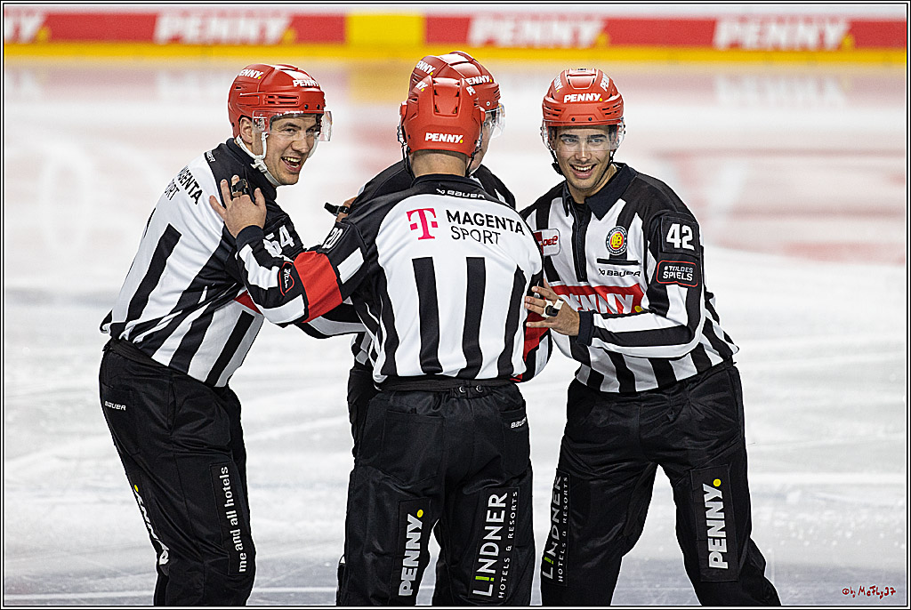 PENNY DEL;  Koelner Haie - Straubing Tigers; Koeln, 28.12.2022